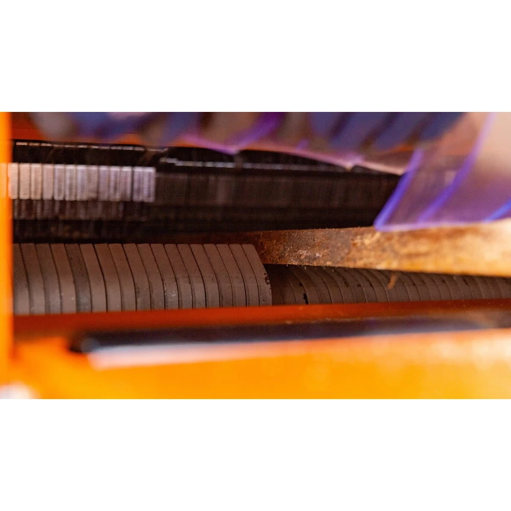 Wood-Mizer EG350 anti-kickback fingers