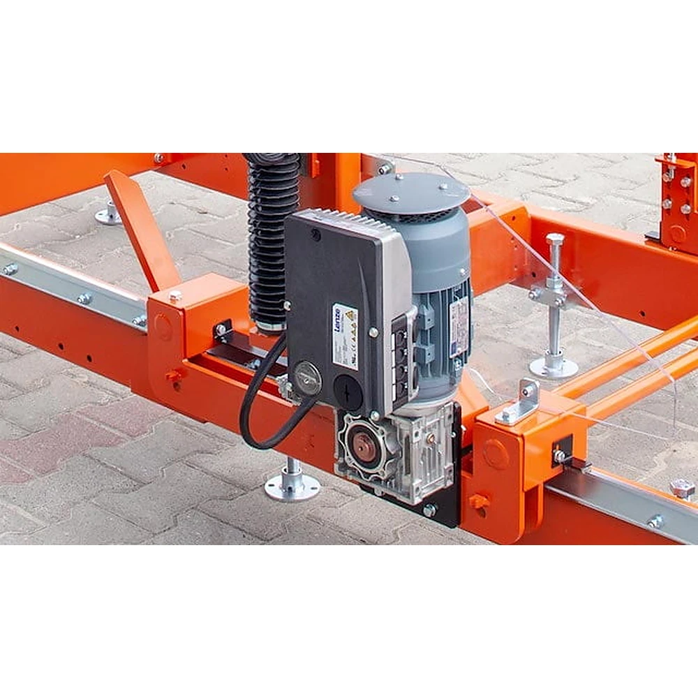 Optional power feed motor on the Wood-Mizer LT15 Classic
