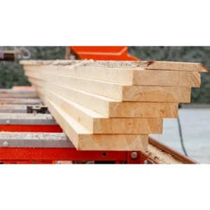 Stack of freshly sawn boards on the Wood-Mizer LT20 Start