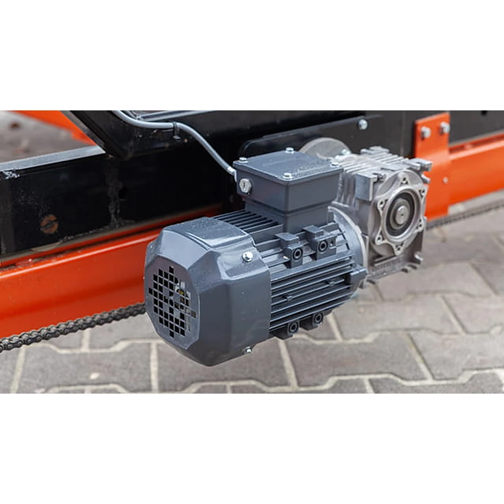 Electric power feed motor on the Wood-Mizer LX250