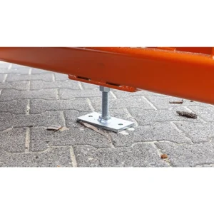 Adjustable leg on the Wood-Mizer LX250 bed